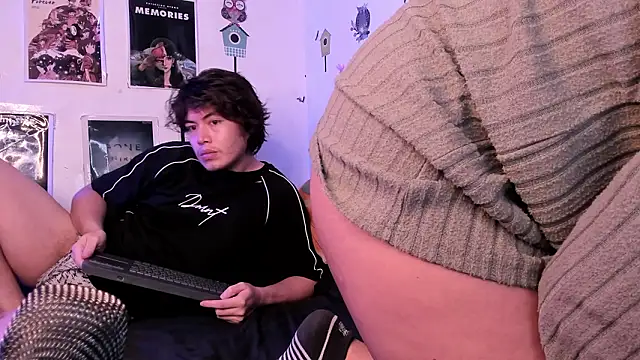 hothoneychile online show from 03-25-26, 03:06