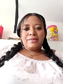 cindy damm online show from 11-18-25, 06:55