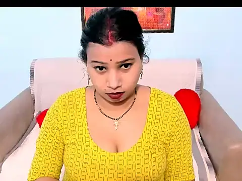 Snapshot of kendracox21 chatting on 02-16-26, 03:49 kendracox21 online show from 02-16-26, 03:49