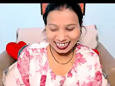 Snapshot of kendracox21 chatting on 02-17-26, 08:33 kendracox21 online show from 02-17-26, 08:33