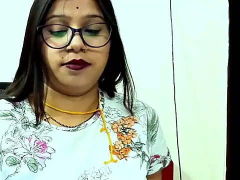 kendracox21 online show from 05-18-26, 05:34