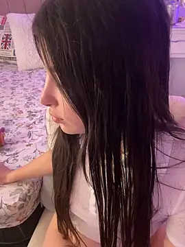 annaharper- online show from 11-02-25, 10:37