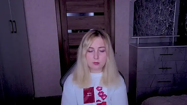 Kristy-Max online show from 05-28-26, 07:31