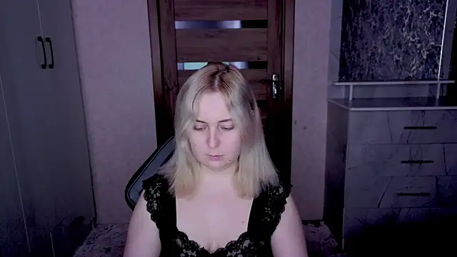 Kristy-Max online show from 03-23-26, 09:03