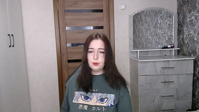 Kristy-Max online show from 12-22-25, 09:48