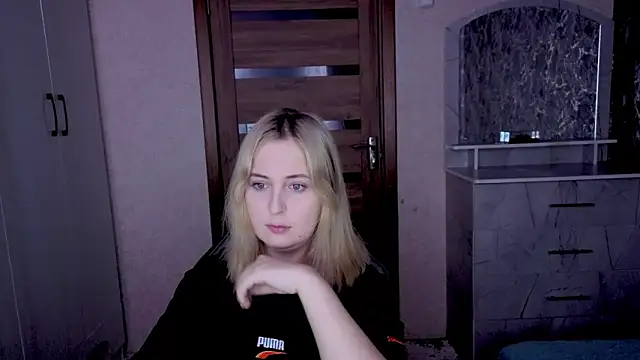 Kristy-Max online show from 02-22-26, 10:55