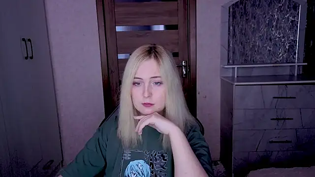 Kristy-Max online show from 04-07-26, 08:54