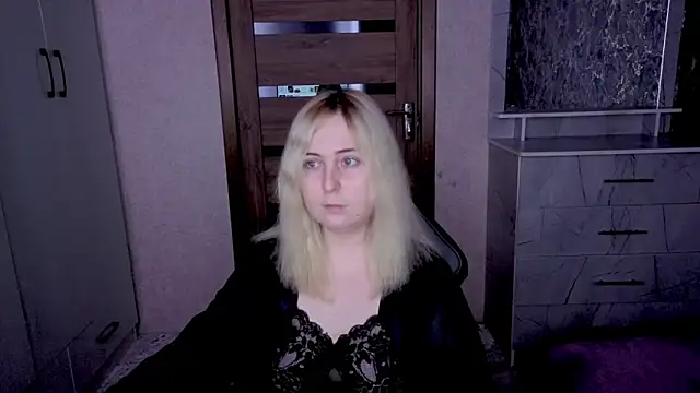 Kristy-Max online show from 04-23-26, 07:59