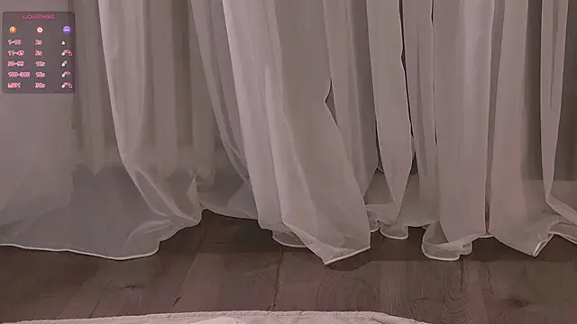 Snapshot of SunnyRisha chatting on 02-12-26, 05:29 SunnyRisha online show from 02-12-26, 05:29