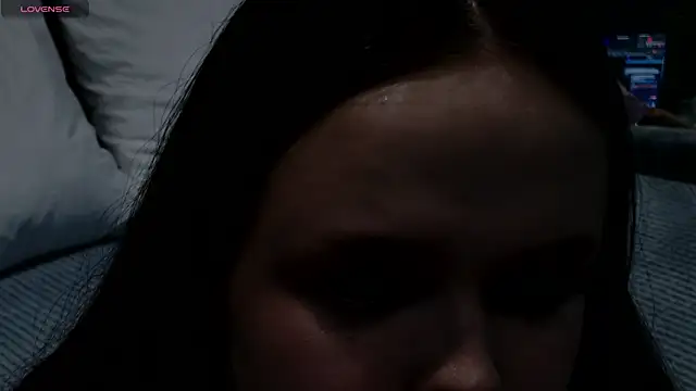 Snapshot of SunnyRisha chatting on 10-11-25, 05:08 SunnyRisha online show from 10-11-25, 05:08