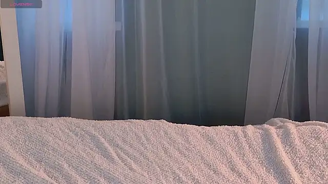 Snapshot of SunnyRisha chatting on 10-17-25, 05:11 SunnyRisha online show from 10-17-25, 05:11