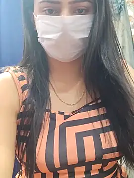 Snapshot of Mylovesana chatting on 02-13-26, 08:14 Mylovesana online show from 02-13-26, 08:14