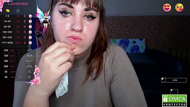 Snapshot of Amali_Ivanna_smit chatting on 11-30-25, 06:25 Amali Ivanna smit online show from 11-30-25, 06:25