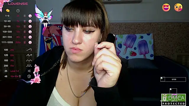 Snapshot of Amali_Ivanna_smit chatting on 11-09-25, 12:31 Amali Ivanna smit online show from 11-09-25, 12:31