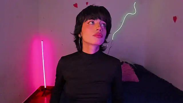 Snapshot of CelesteXCute chatting on 01-10-26, 12:17 CelesteXCute online show from 01-10-26, 12:17