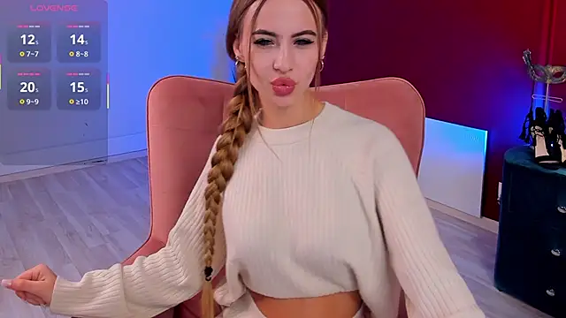 Snapshot of CherieDane chatting on 10-15-25, 12:02 CherieDane online show from 10-15-25, 12:02