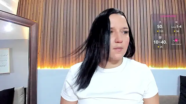 Snapshot of _EmilyJireh_ chatting on 07-15-26, 07:32 EmilyJireh online show from 07-15-26, 07:32