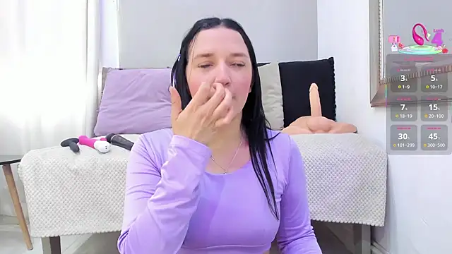  EmilyJireh  online show from 01-11-26, 05:42