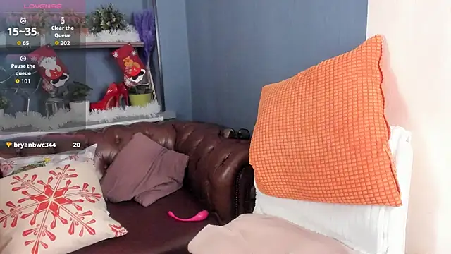 JesiaFoxi online show from 01-12-26, 12:23