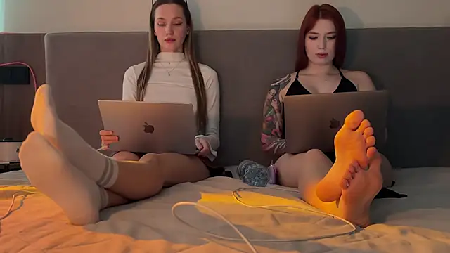 Snapshot of urmissalice chatting on 04-08-26, 02:18 urmissalice online show from 04-08-26, 02:18