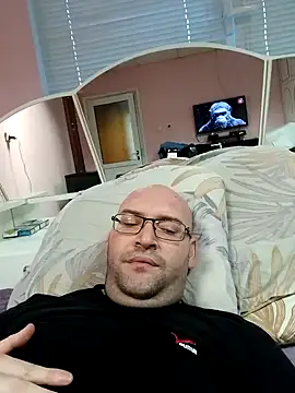 Snapshot of 0777edi chatting on 01-24-25, 03:24 0777edi online show from 01-24-25, 03:24