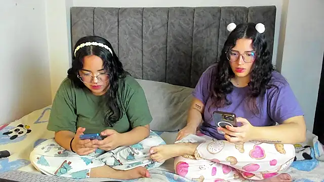 maddie-and-chelsea- online show from 03-13-26, 09:14