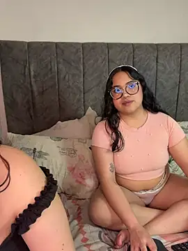 maddie-and-chelsea- online show from 04-08-26, 10:06