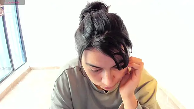 Judychase2 online show from 11-13-25, 03:49