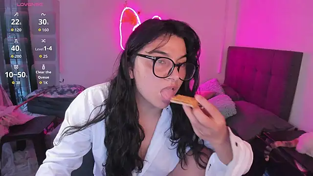 Judychase2 online show from 10-28-25, 10:47