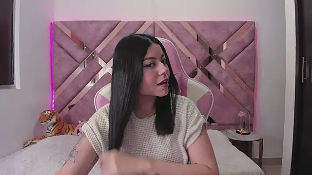 Snapshot of saori_9b chatting on 06-10-26, 05:58 saori 9b online show from 06-10-26, 05:58
