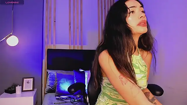 Giovanna oliveira online show from 04-19-26, 05:52