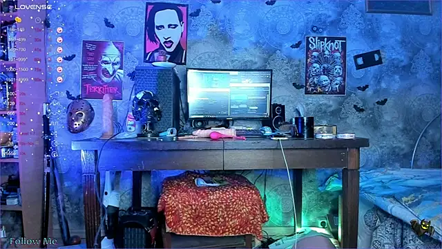 KuromiRacer  online show from 03-10-25, 11:06