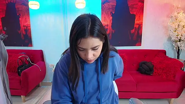 Rousse land online show from 09-13-25, 02:22