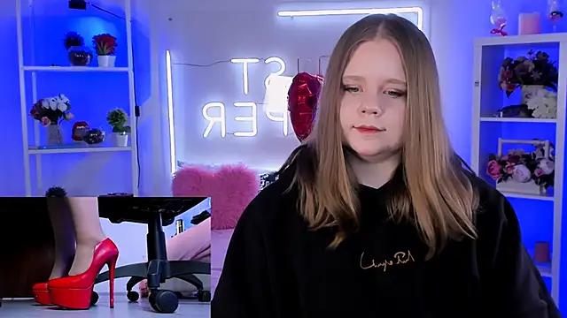 footfetish baby online show from 03-02-25, 08:57