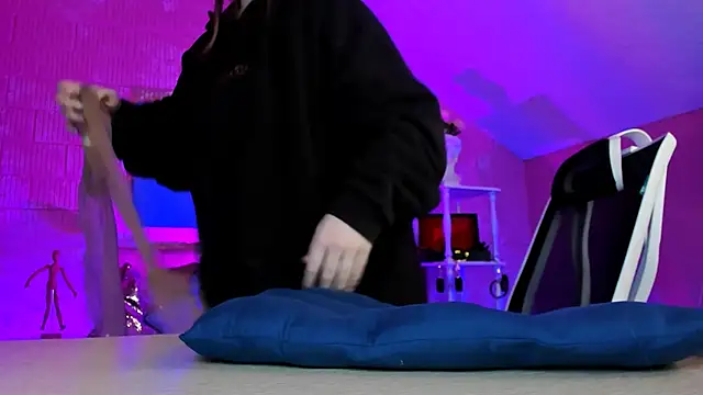 footfetish baby online show from 12-04-25, 12:48