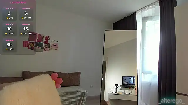  cometoseeme  online show from 07-26-26, 09:49
