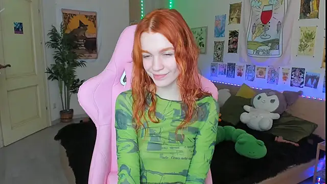 Sunny Elly online show from 03-17-25, 06:07