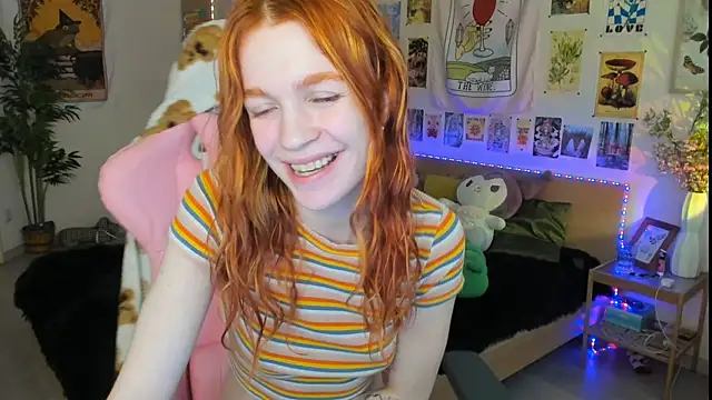 Sunny Elly online show from 03-21-25, 11:44