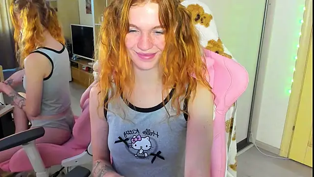 Sunny Elly online show from 10-07-25, 08:37