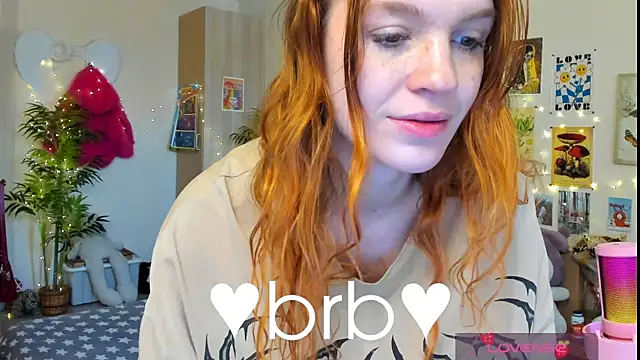 Sunny Elly online show from 04-19-26, 06:25