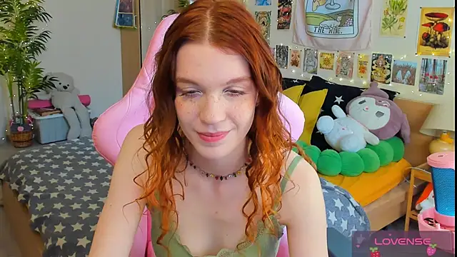 Sunny Elly online show from 05-18-26, 11:37
