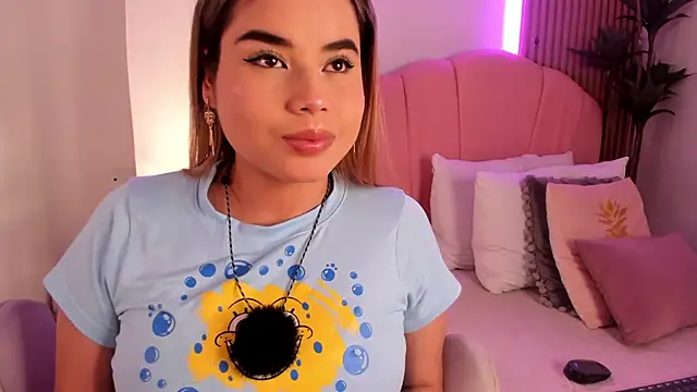 Victoria vallejo  online show from 02-21-26, 11:45