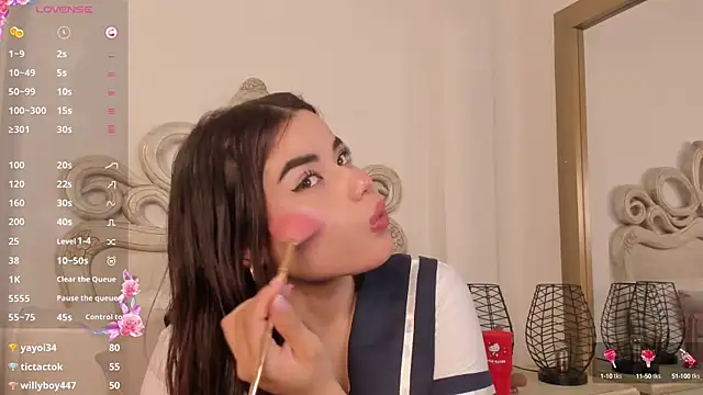 Victoria vallejo  online show from 03-07-25, 03:18