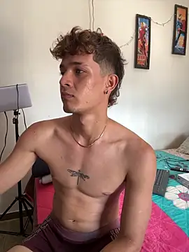 Snapshot of cristofer_988 chatting on 03-03-26, 06:37 cristofer 988 online show from 03-03-26, 06:37