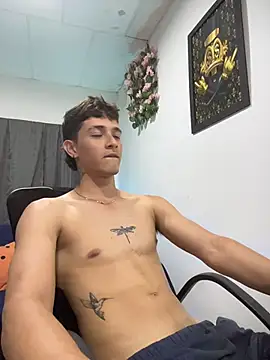 cristofer 988 online show from 06-26-26, 01:33