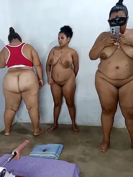 Lucky-hot-girls online show from 09-14-25, 11:21