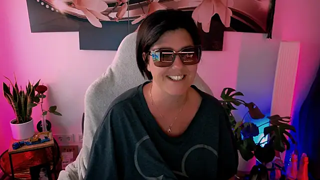 NatiLove35 online show from 06-10-26, 06:31