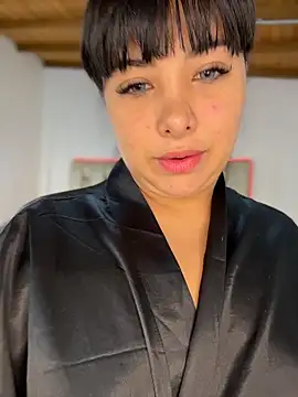 Snapshot of Alexa_Miss chatting on 09-16-25, 02:51 Alexa Miss online show from 09-16-25, 02:51