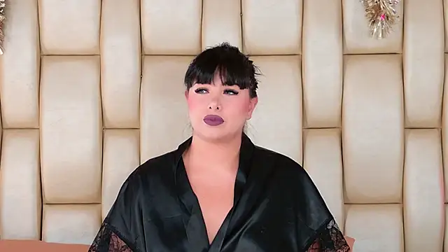 Snapshot of Alexa_Miss chatting on 12-15-25, 08:03 Alexa Miss online show from 12-15-25, 08:03