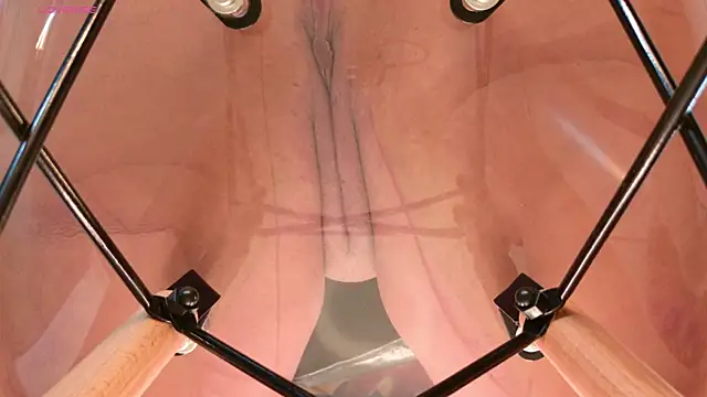 Snapshot of Alexa_Miss chatting on 09-27-25, 07:20 Alexa Miss online show from 09-27-25, 07:20